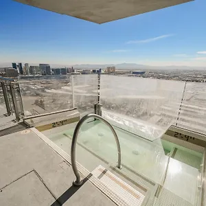 https://stripviewsuites-ultimate-luxury-penthouses-full-strip.las-vegashotels.net
