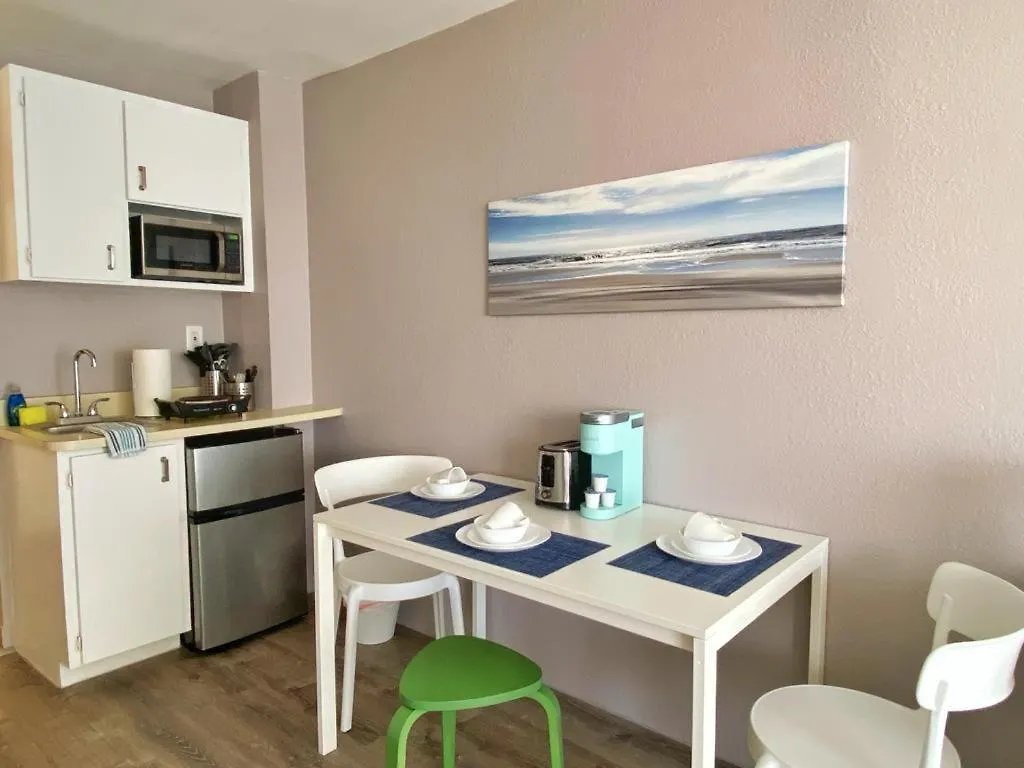 Castaways Resort Studios Daytona Beach 3*,  ABD