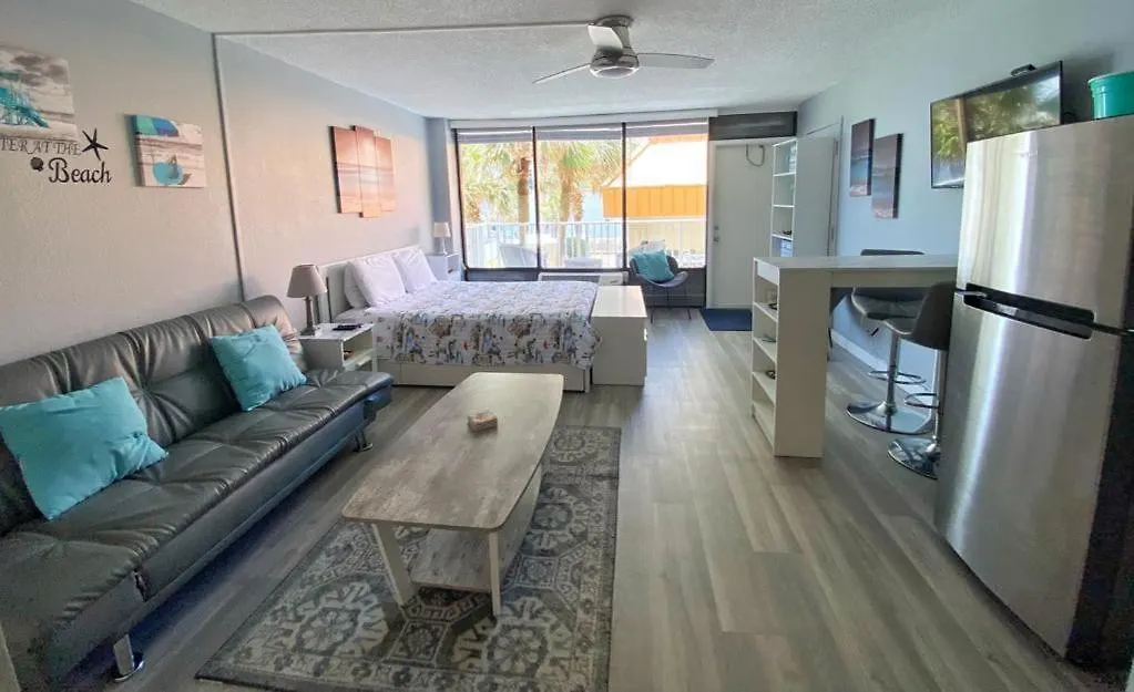 Otel Castaways Resort Studios Daytona Beach
