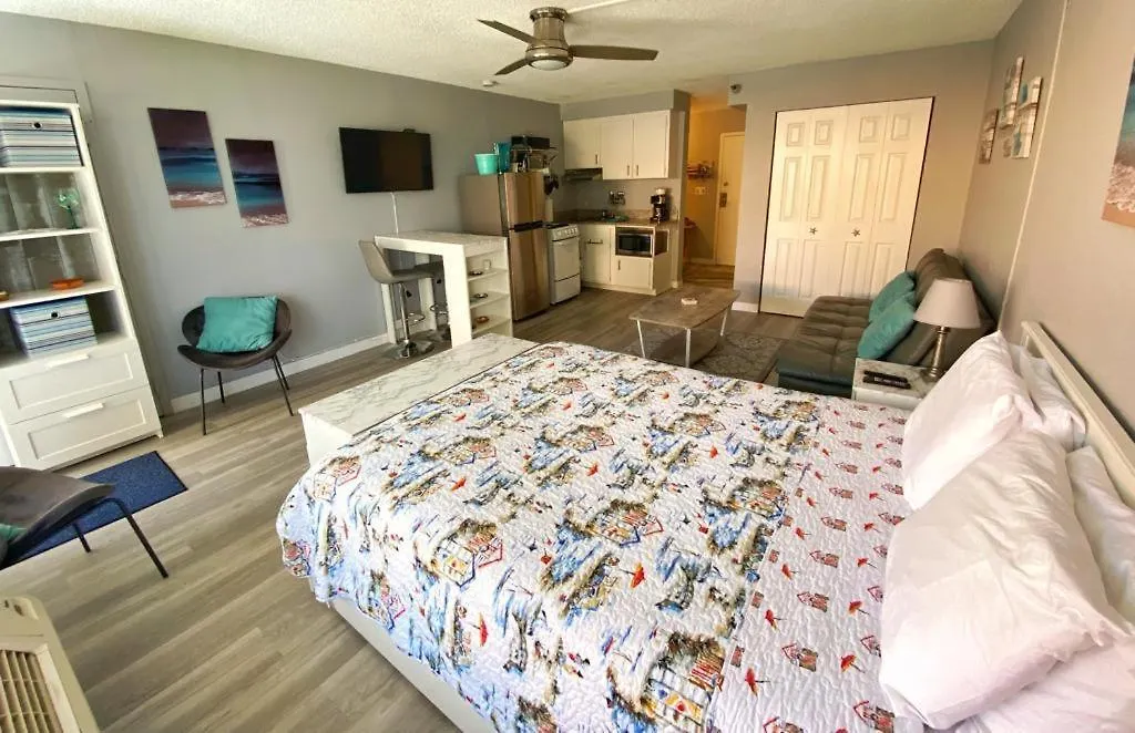 Castaways Resort Studios Daytona Beach